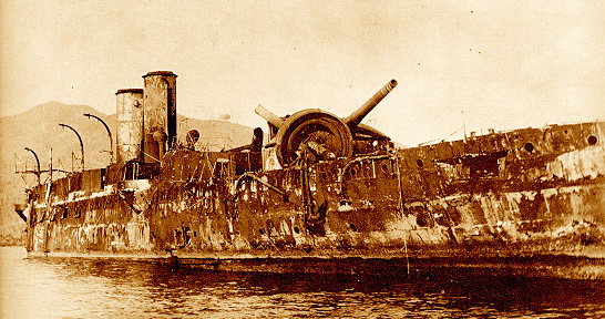 Burned out hulk of the Spanish Cruiser Vizcaya at Santiago, Cuba