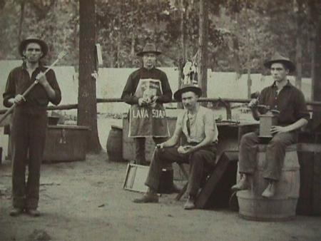 Kitchen duty with the 1st Missouri Volunteer Infantry, 1898