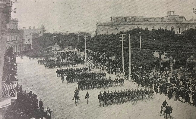 1st North Carolina Volunteer Infantry marching into Havana, Cuba, 1899
