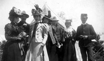 The Karg family visits the camp of the 8th Ohio Volunteers, 1898