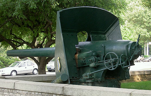 Gun from the Spanish Cruiser Vizcaya at the Naval Academy, Annapolis, MD